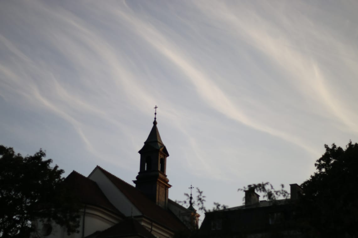 Cloud waves